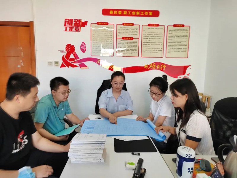 依托平臺(tái)，提升品牌—省建科院蔡向榮職工創(chuàng)新工作室以實(shí)際行動(dòng)唱響“奮斗者之歌”(圖2)