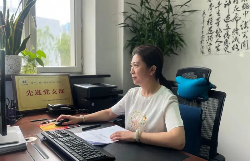 解放思想 擔(dān)當(dāng)實干 重整行裝再出發(fā)——省建科院第一黨支部解放思想大討論活動紀(jì)實(圖4) 解放思想 擔(dān)當(dāng)實干 重整行裝再出發(fā)——省建科院第一黨支部解放思想大討論活動紀(jì)實(圖4)